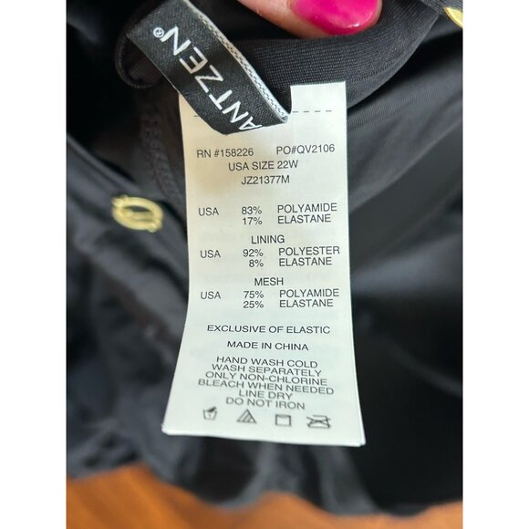 Jantzen Women's Draped Surplice One Piece Bathing Suit Black Stretch NWT Sz 22 - Picture 11 of 11